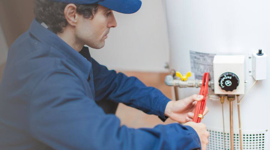 Local water heater installation in Leesburg, IN